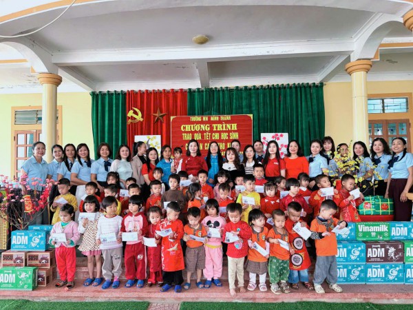 CHƯƠNG TRÌNH TRAO QUÀ TẾT CHO HỌC SINH CÓ HOÀN CẢNH KHÓ KHĂN TRONG DỊP TẾT NGUYÊN ĐÁN BÍNH NGỌ 2026